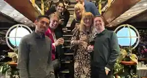 Božićno okupljanje na Temzi okupilo vodeće britanske medije i turoperatore